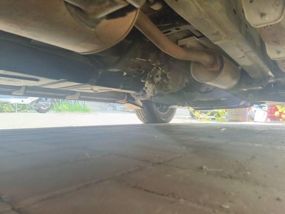 [济南·鲁A] 二手江铃驭胜S3502016款 2.0T 自动四驱汽油超豪华版5座