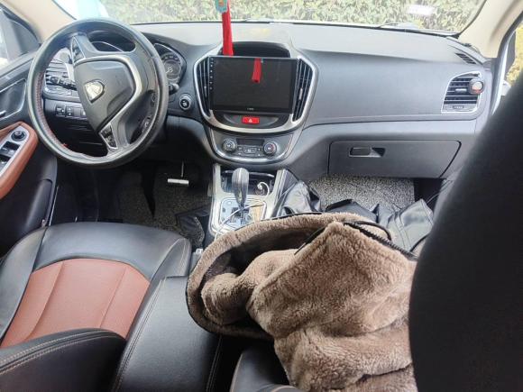 [杭州·浙A] 二手宝骏宝骏5602016款 1.8L iAMT精英型