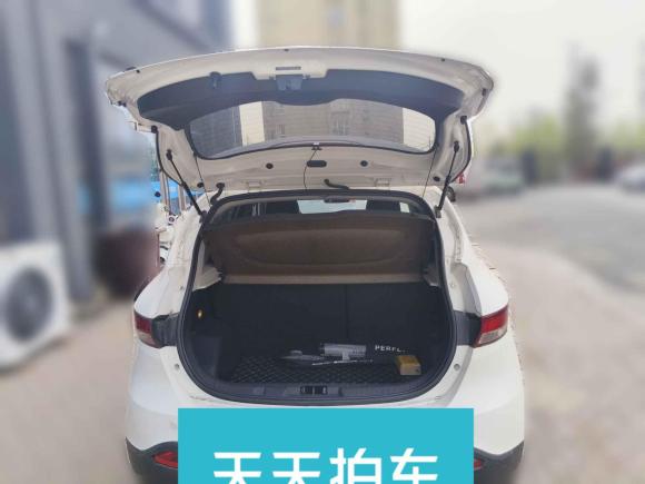 [青岛·鲁U] 二手一汽骏派D602015款 1.8L 自动尊贵型