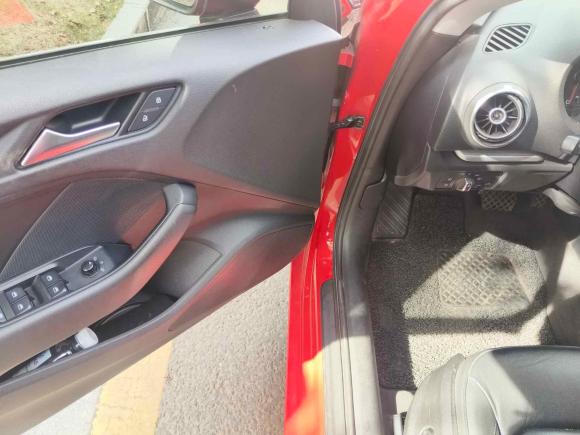 [苏州·苏E] 二手奥迪奥迪A32015款 Sportback 40 TFSI 自动舒适型