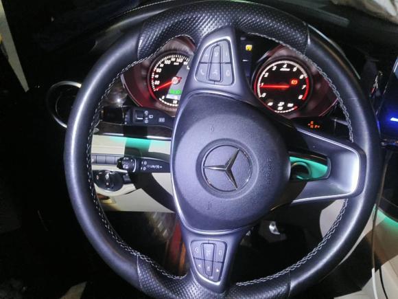 [上海·沪E] 二手奔驰奔驰V级2018款 V 260 L 尊贵加长版 国VI