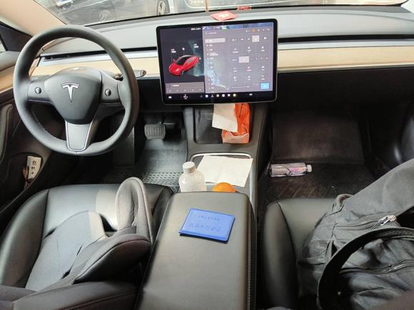 [广州·粤A] 二手特斯拉Model 32021款 改款 标准续航后驱升级版 3D1