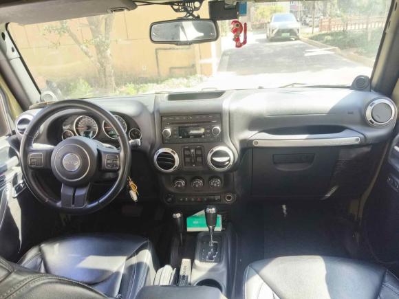 [上海·闽J] 二手Jeep牧马人2013款 3.6L Sahara 四门版