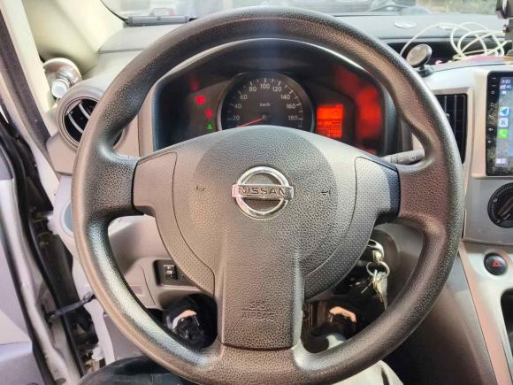 [深圳·粤B] 二手日产日产NV2002011款 1.6L 232座 尊雅型