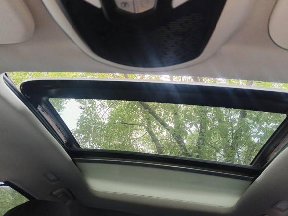 [上海·沪A] 二手哪吒汽车哪吒U2022款 智400 Pro 磷酸铁锂