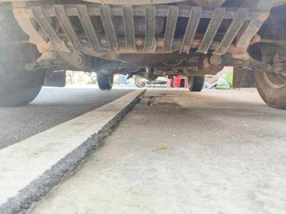 [宁波·浙B] 二手依维柯依维柯褒迪2009款 3.0T-A36基本型