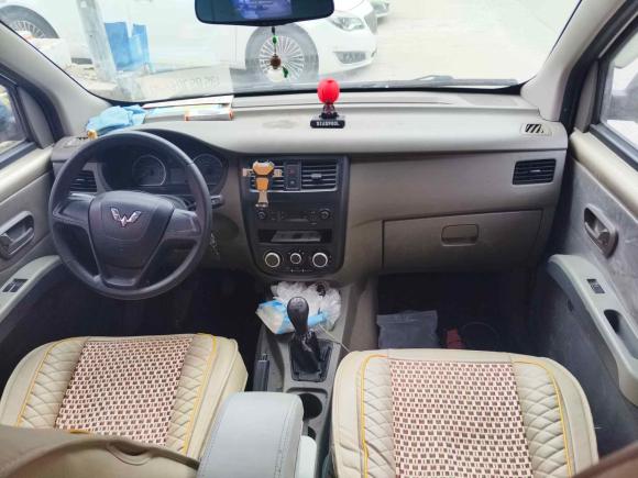 [上海·辽M] 二手五菱汽车五菱荣光V2018款 1.5L实用型