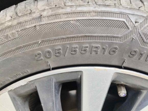 [成都·川A] 二手丰田卡罗拉2017款 改款双擎 1.8L E-CVT精英版