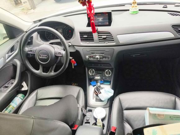 [上海·沪C] 二手奥迪奥迪Q32015款 35 TFSI 舒适型