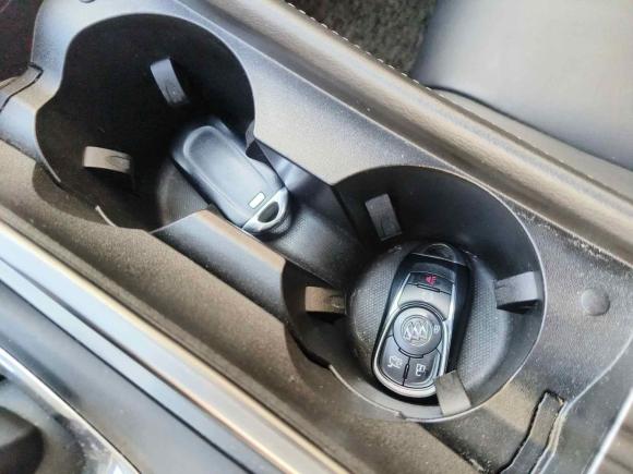 [上海·沪G] 二手别克君越2016款 改款 28T 精英型