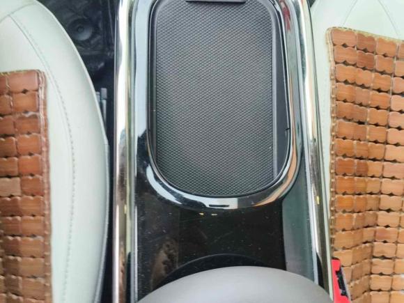 [温州·浙C] 二手江淮钇为钇为32024款 挚爱版 330km Air