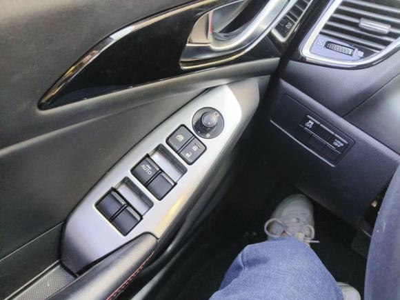 [上海·苏F] 二手马自达马自达3 昂克赛拉2016款 三厢 2.0L 自动旗舰型