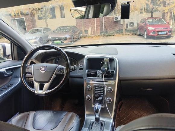 [南京·苏A] 二手沃尔沃沃尔沃XC602015款 T5 AWD 智远版