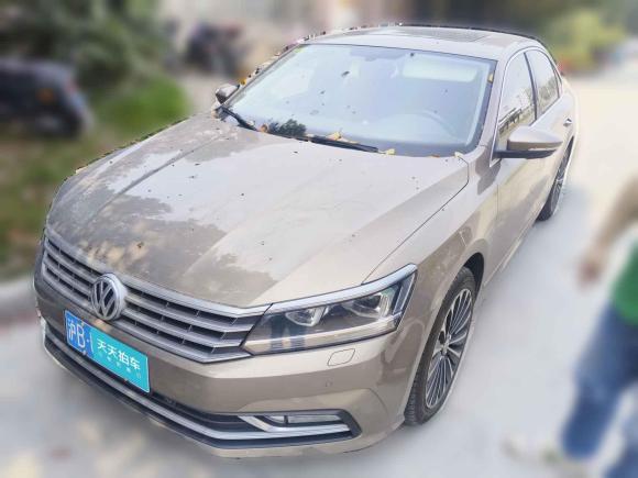 大眾帕薩特2017款 330TSI DSG御尊版「上海二手車」「天天拍車」