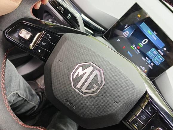 [上海·沪A] 二手名爵MG4 EV2022款 460km 四驱性能版