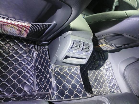 [佛山·粤Y] 二手奥迪奥迪A6L2018款 30周年年型 35 TFSI 时尚型