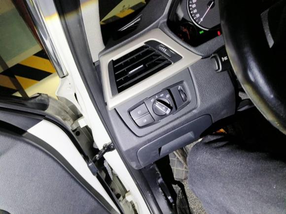 [成都·川A] 二手宝马宝马3系2013款 320Li 时尚型