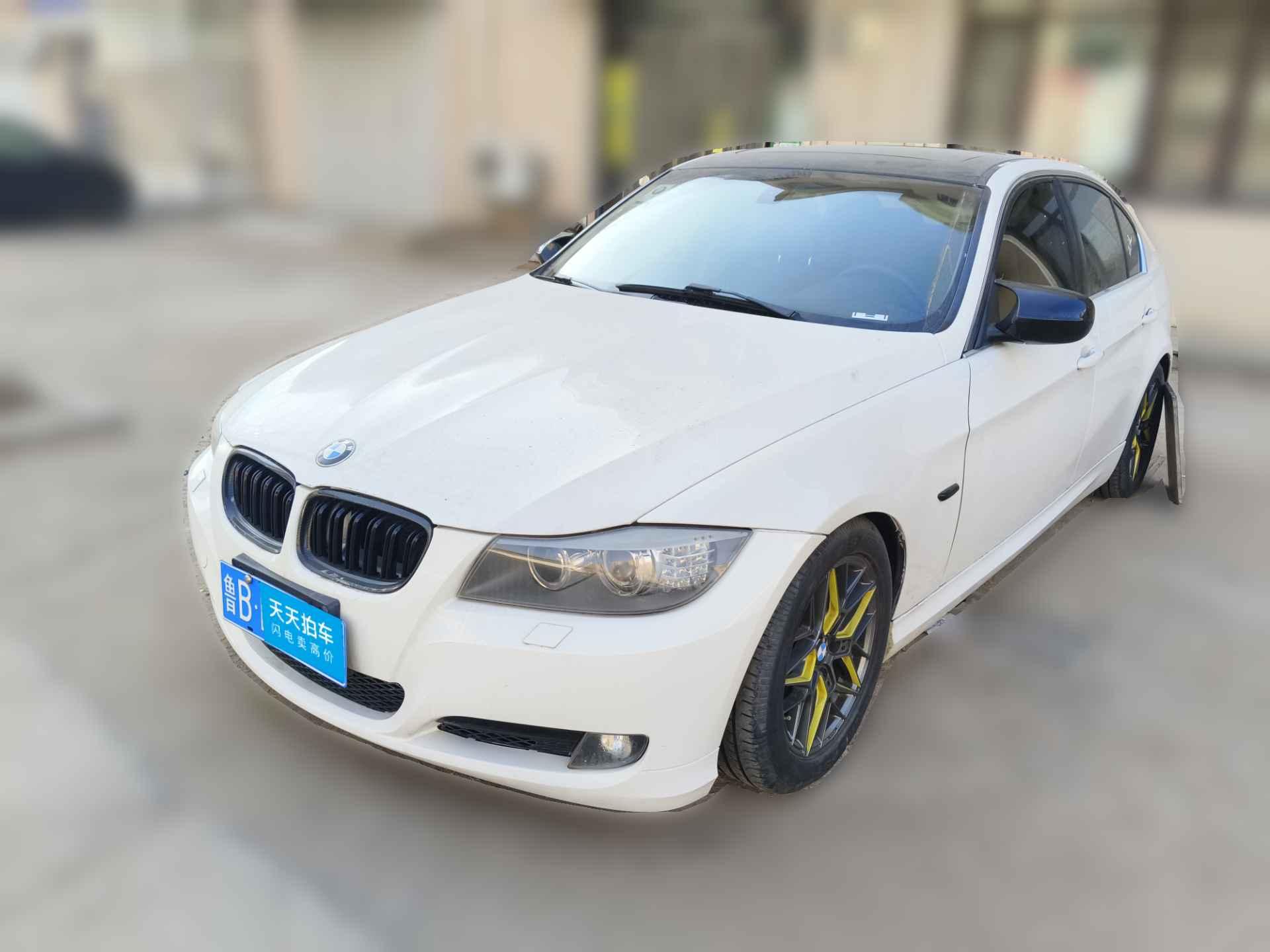 [青岛·鲁B] 宝马宝马3系2012款 320i 时尚型