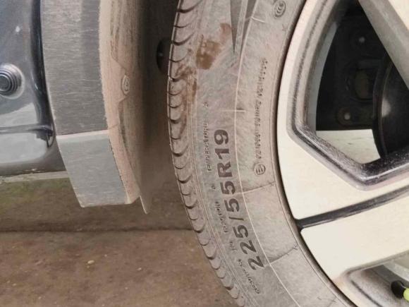 [上海·皖J] 二手长安长安CS55PLUS2024款 第三代 1.5T DCT尊贵型