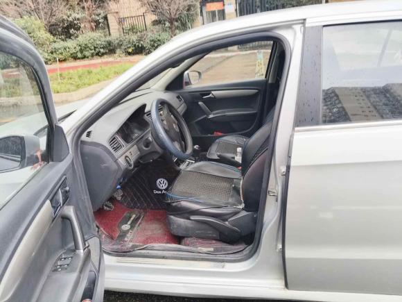 [成都·川G] 二手大众朗逸2013款 改款经典 1.6L 手动舒适版