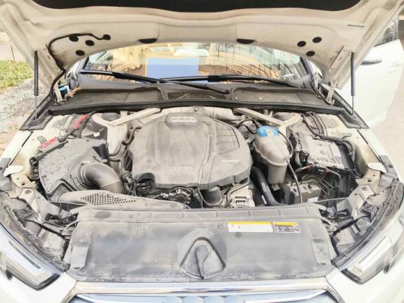 [南通·苏F] 二手奥迪奥迪A4L2017款 45 TFSI quattro 运动型