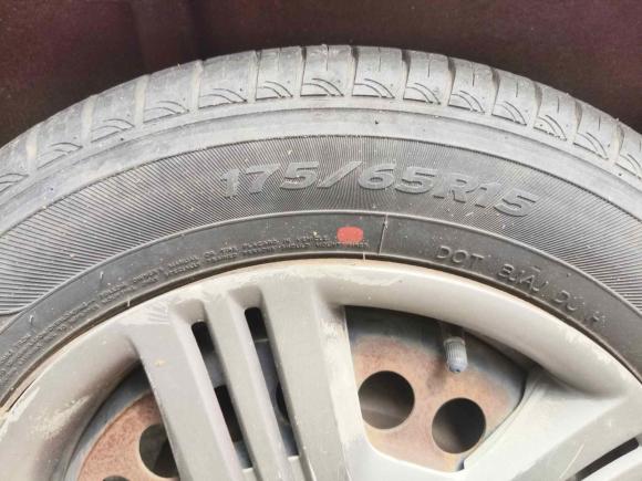 [广州·粤S] 二手本田飞度2011款 1.3L 自动舒适版