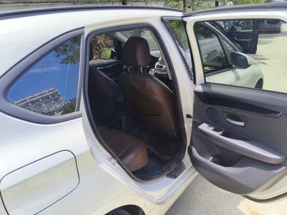 [苏州·苏E] 二手宝马宝马2系旅行车2018款 218i 时尚型