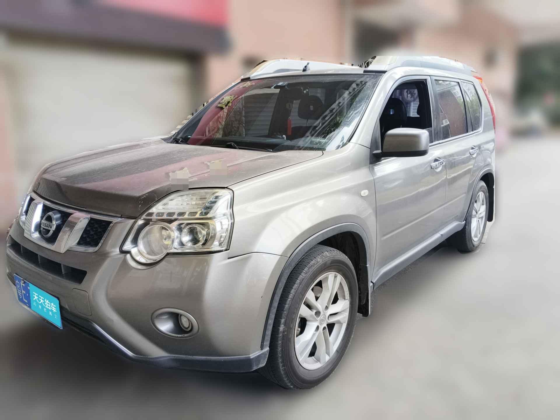 [佛山·粤E] 日产奇骏2012款 2.5L CVT豪华版 4WD