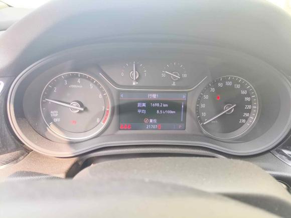 [广州·粤E] 二手别克君威2020款 652T 精英型