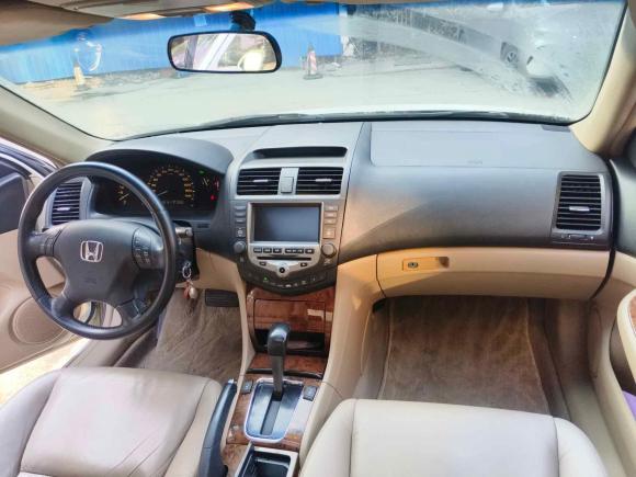 [上海·皖A] 二手本田雅阁2006款 2.4L 标准版