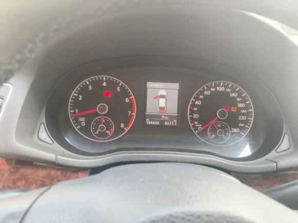 [义乌·赣B] 二手大众帕萨特2011款 1.8TSI DSG御尊版