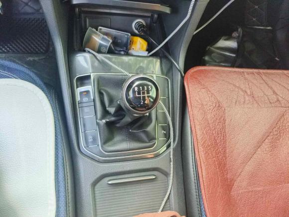 [上海·沪A] 二手大众高尔夫·嘉旅2016款 230TSI 手动进取型