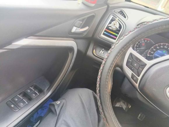 [杭州·浙G] 二手北汽幻速北汽幻速S62016款 1.5T CVT乐享型