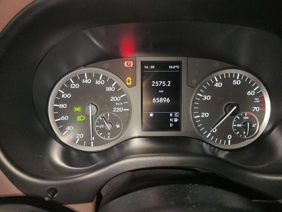 [西安·陕A] 二手奔驰威霆2018款 2.0T 商务版 国V