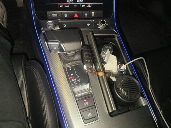 [南京·苏A] 二手奥迪奥迪A6L2020款 45 TFSI 臻选致雅型