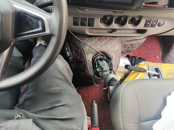 [南通·苏E] 二手江铃特顺2019款 2.8T商运型长轴中顶6座后单胎国VI JX493