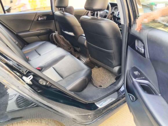 [广州·陕U] 二手本田雅阁2016款 2.0L 舒适版