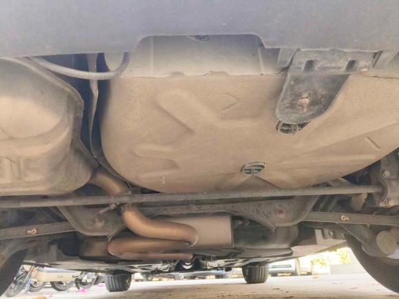 [广州·粤B] 二手雪铁龙雪铁龙C52013款 2.3L 自动尊驭型