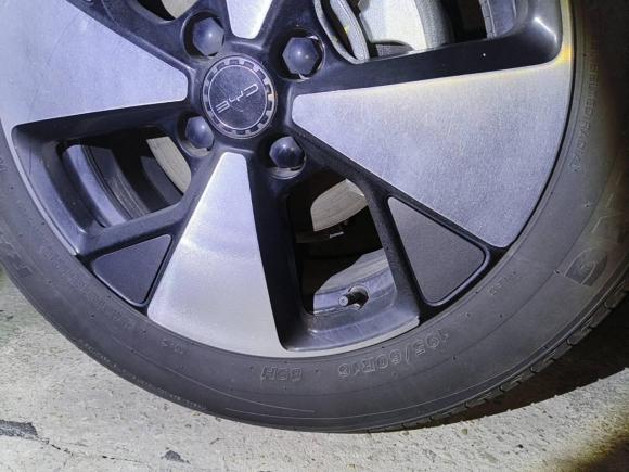 [广州·粤A] 二手比亚迪海豚2023款 420km 自由版