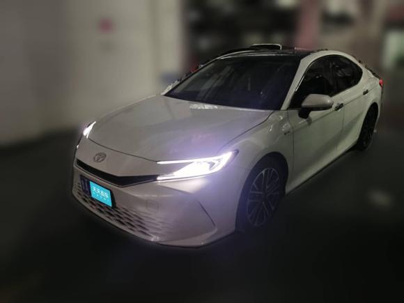 丰田凯美瑞2024款  双擎 2.0HG 尊贵版「济南二手车」「天天拍车」