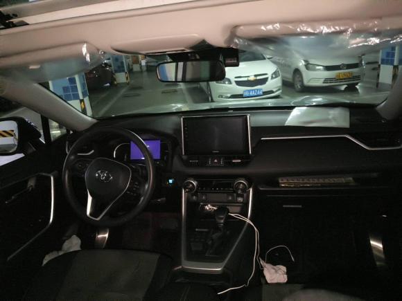 [成都·川G] 二手丰田RAV4荣放2022款 2.0L CVT四驱风尚Plus版