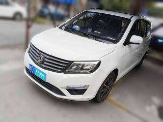 东风风行风行S5002016款 1.6L 手动尊享型「上海二手车」「天天拍车」