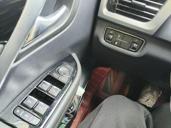 [广州·桂L] 二手君马汽车君马SEEK 5(赛克5)2018款 1.5T 自动领智版