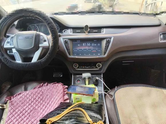 [上海·苏F] 二手陆风陆风X72015款 2.0T 全景旗舰版