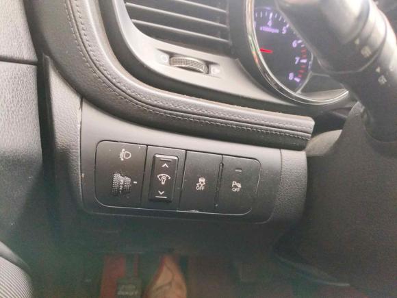 [武汉·鄂W] 二手起亚起亚K52012款 2.0L 自动DLX