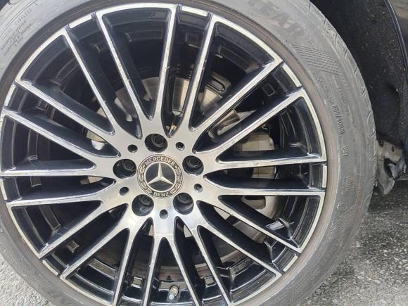 [上海·鄂W] 二手奔驰奔驰C级2024款 C 260 L