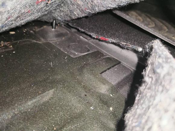 [西安·浙C] 二手长安长安UNI-T2022款 1.5T 尊贵型