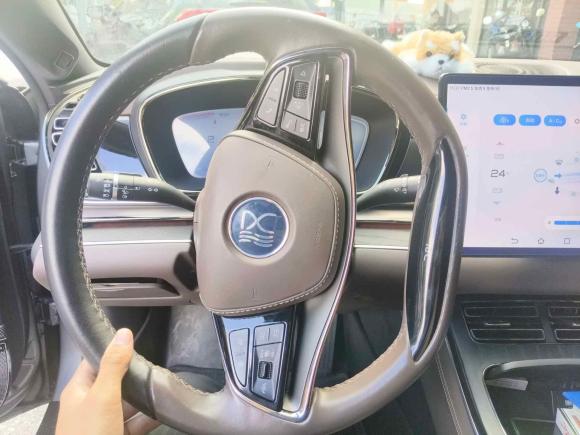 [上海·沪B] 二手比亚迪汉2022款 EV 创世版 715KM前驱尊荣型