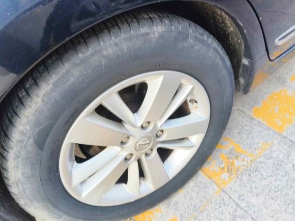 [青岛·鲁B] 二手日产天籁2011款 2.0L XL舒适版