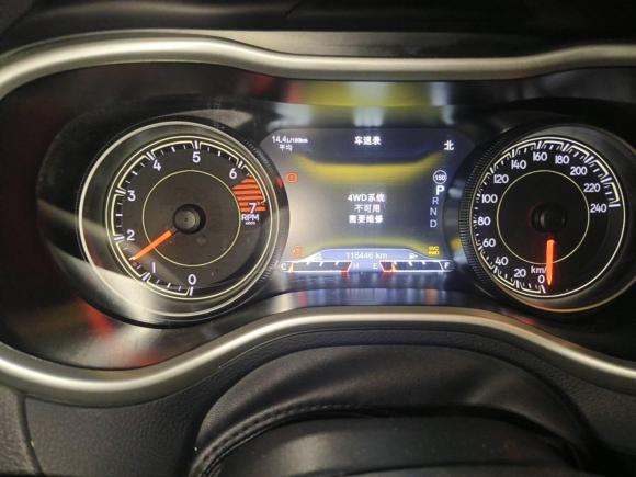 [杭州·浙A] 二手Jeep自由光2016款 2.4L 专业版